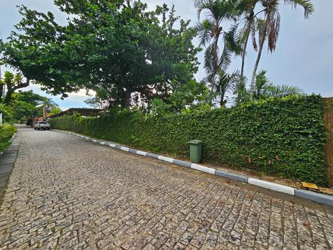Casa à venda em Guarujá, Península, com 6 suítes, com 1318.22 m²